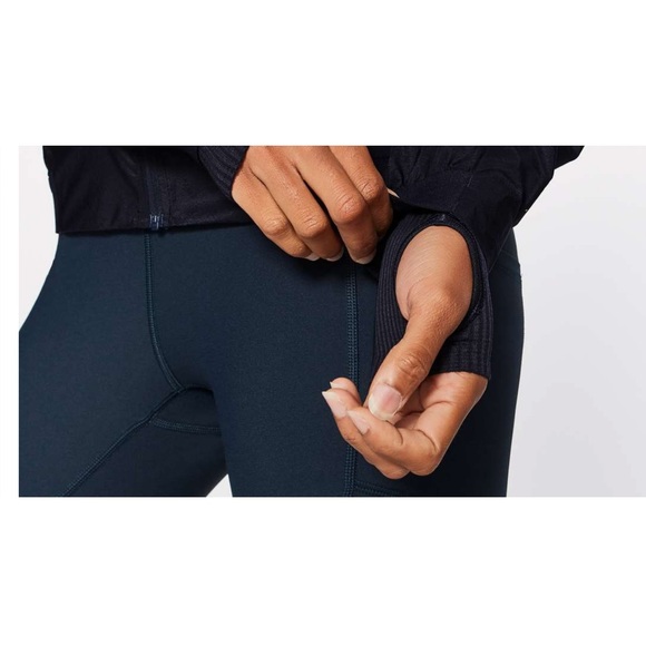 Lululemon Run On Jacket 10 Blue womens Midnight Navy Waterproof Windbreaker - Picture 15 of 16